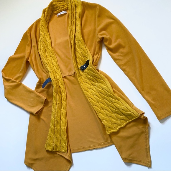 EUC DRESSFO CABLE COLLAR LONG TAPERED Mustard Gold CARDIGAN SWEATER w BUCKLE MED - Picture 8 of 12